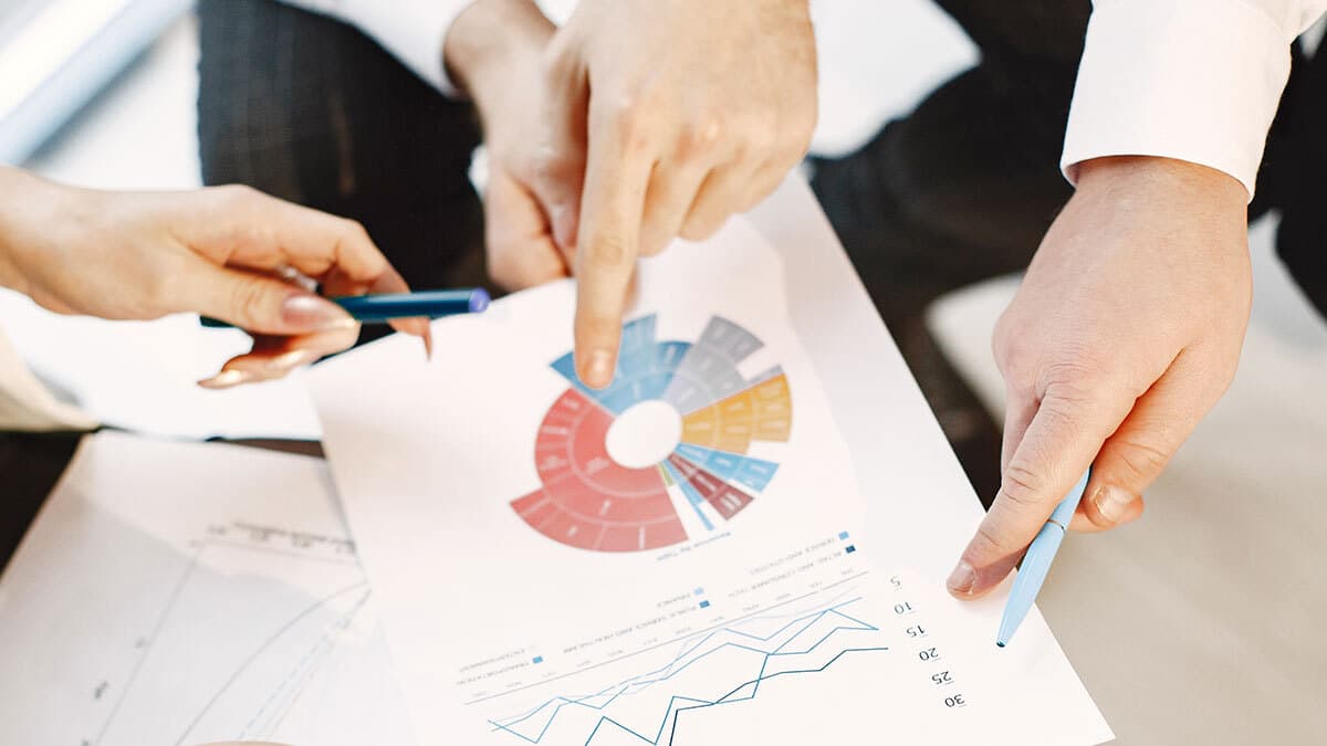 Многие компании работают с кадрами вслепую