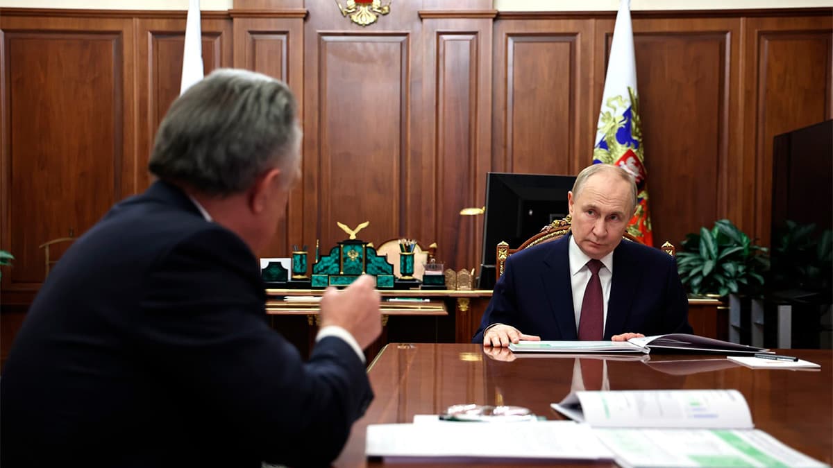 Мутко сообщил Путину о планах привлечь до 30 млрд рублей на IPO