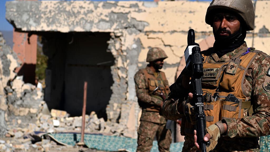 Что известно о столкновениях Пакистана и Афганистана