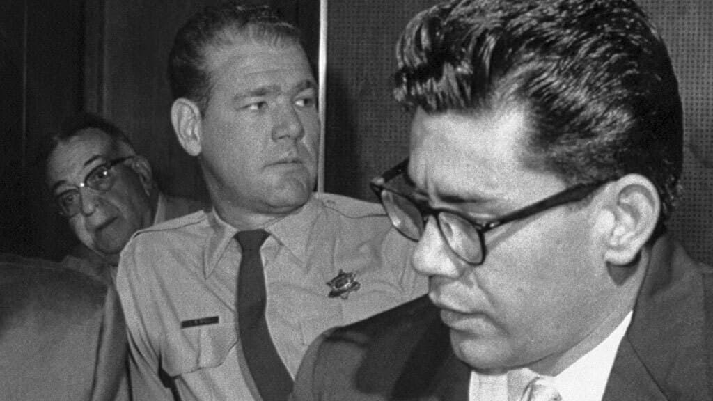 Право хранить молчание: как дело одного насильника повлияло на допрос в мире