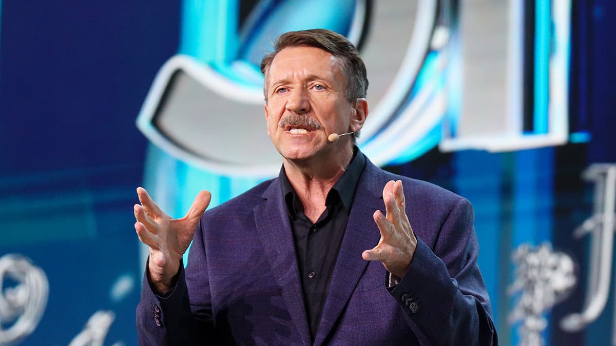 Источники «Ведомостей»: Виктор Бут пойдет в Госдуму от ЛДПР