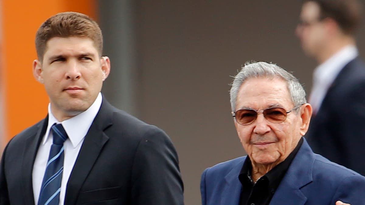 Клан Кастро: из тени – обратно к власти