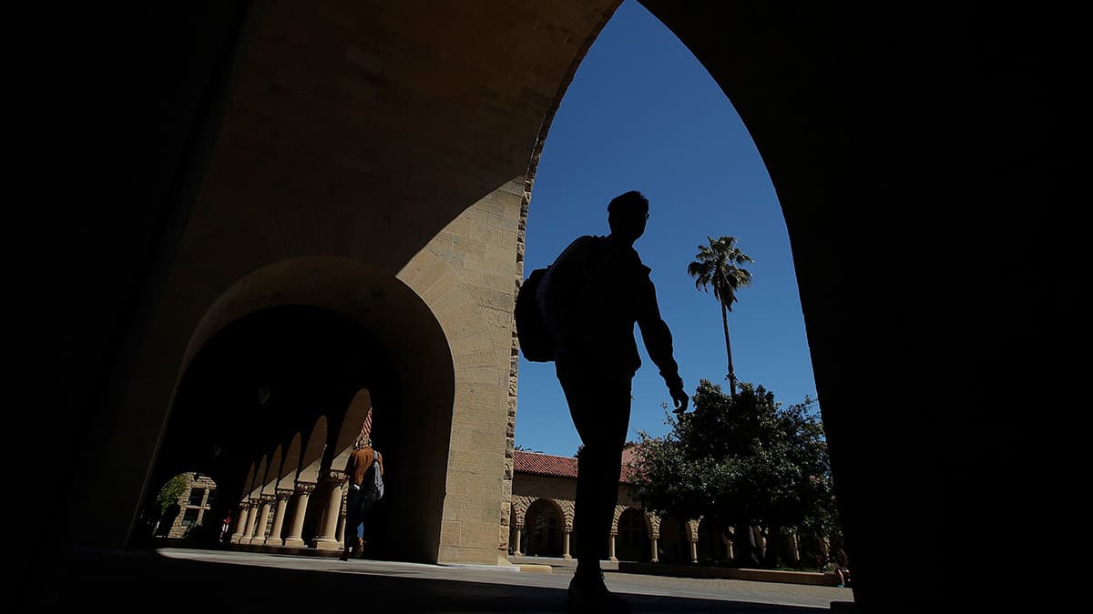 Чем известен признанный нежелательным Стэнфордский университет