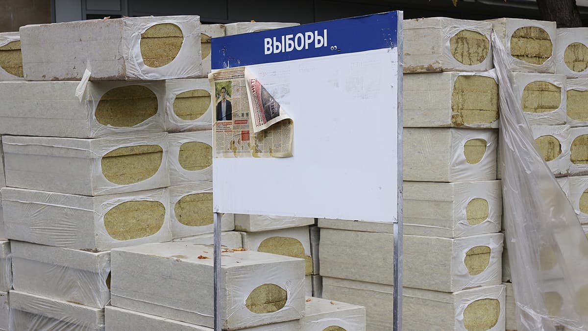 Чай на кухне и агитация на чеках: как политики готовятся к выборам без интернета