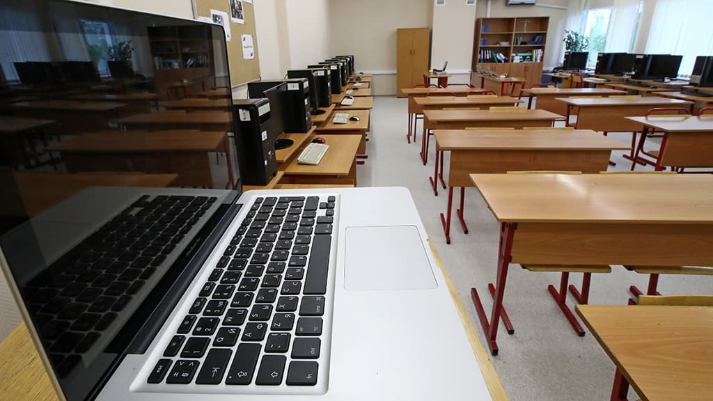 Региональные власти разделят с муниципалитетами траты на школьный интернет