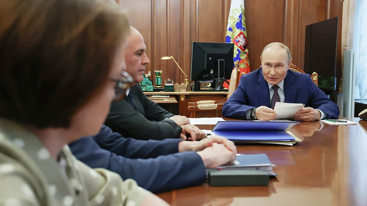 Путин поручил дифференцировать требования к минимальной доле акций в free‑float