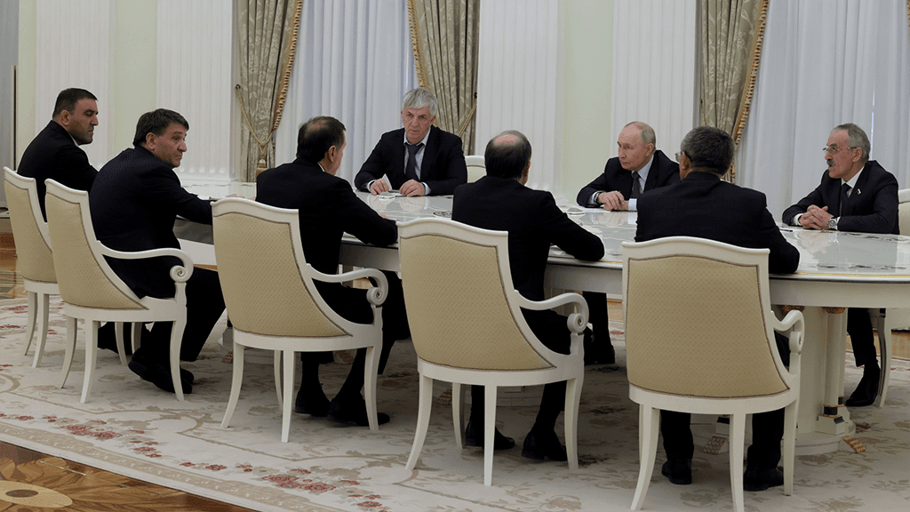 О чем говорил Путин на встрече с представителями Дагестана