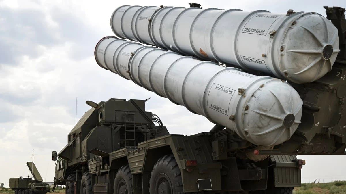 Что известно об атаке свыше 300 украинских дронов на Россию