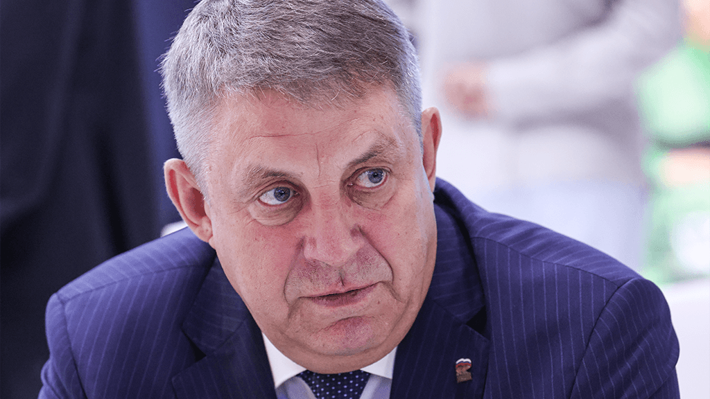 Чем известен ушедший в отставку губернатор Брянской области Александр Богомаз