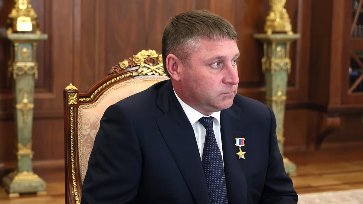 Почему Путин сменил глав приграничных Белгородской и Брянской областей