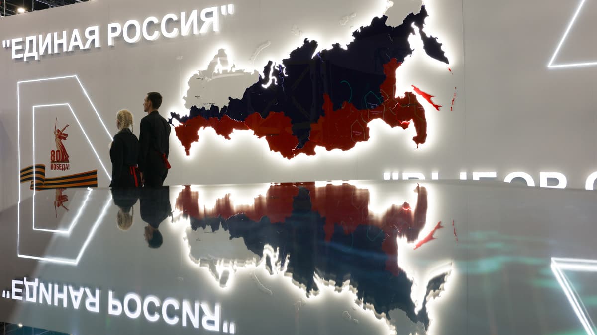 «Единая Россия» более чем наполовину обновила список кандидатов по округам