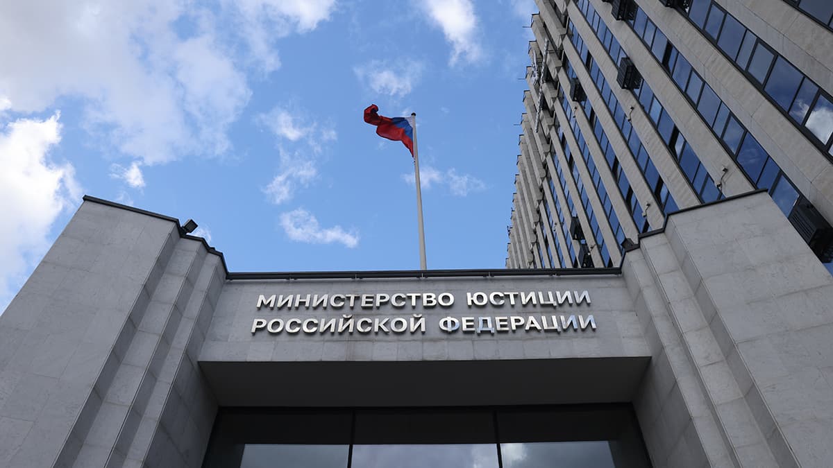 Минюст предложил ужесточить наказание за угрозы судьям и присяжным