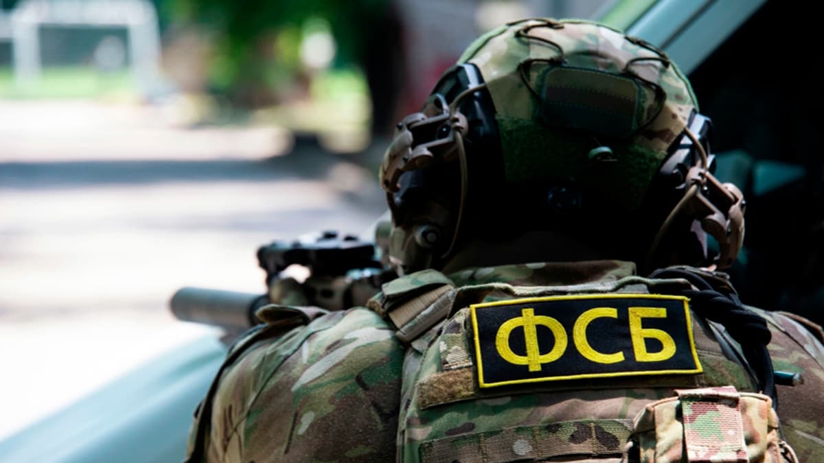 ФСБ предотвратила серию терактов против военных и объектов ВПК. Главное