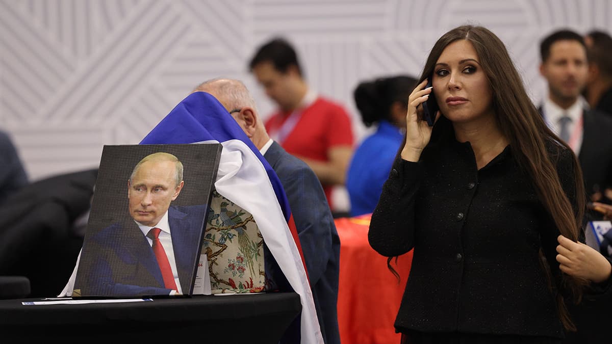 ФОМ и ВЦИОМ сообщили о динамике доверия к Путину