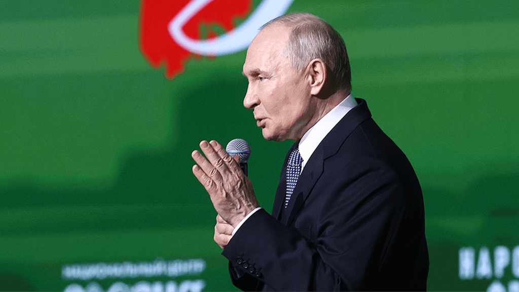 Владимир Путин поздравил Общероссийский народный фронт с 15-летием