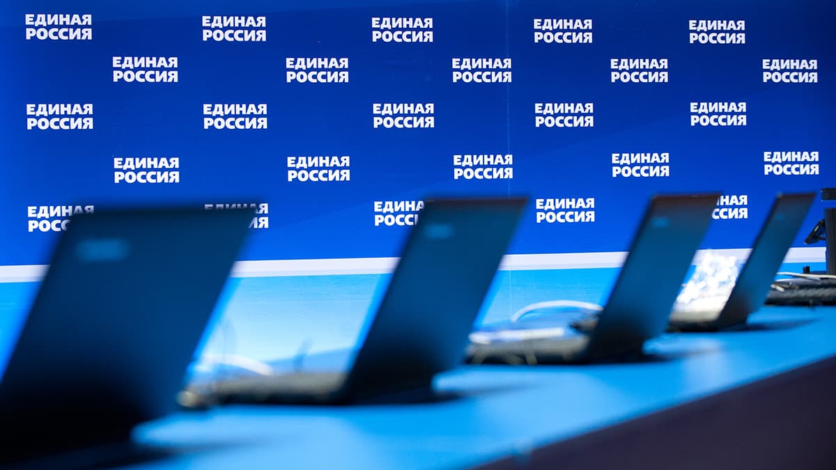 Как партии используют нейросети в думской кампании