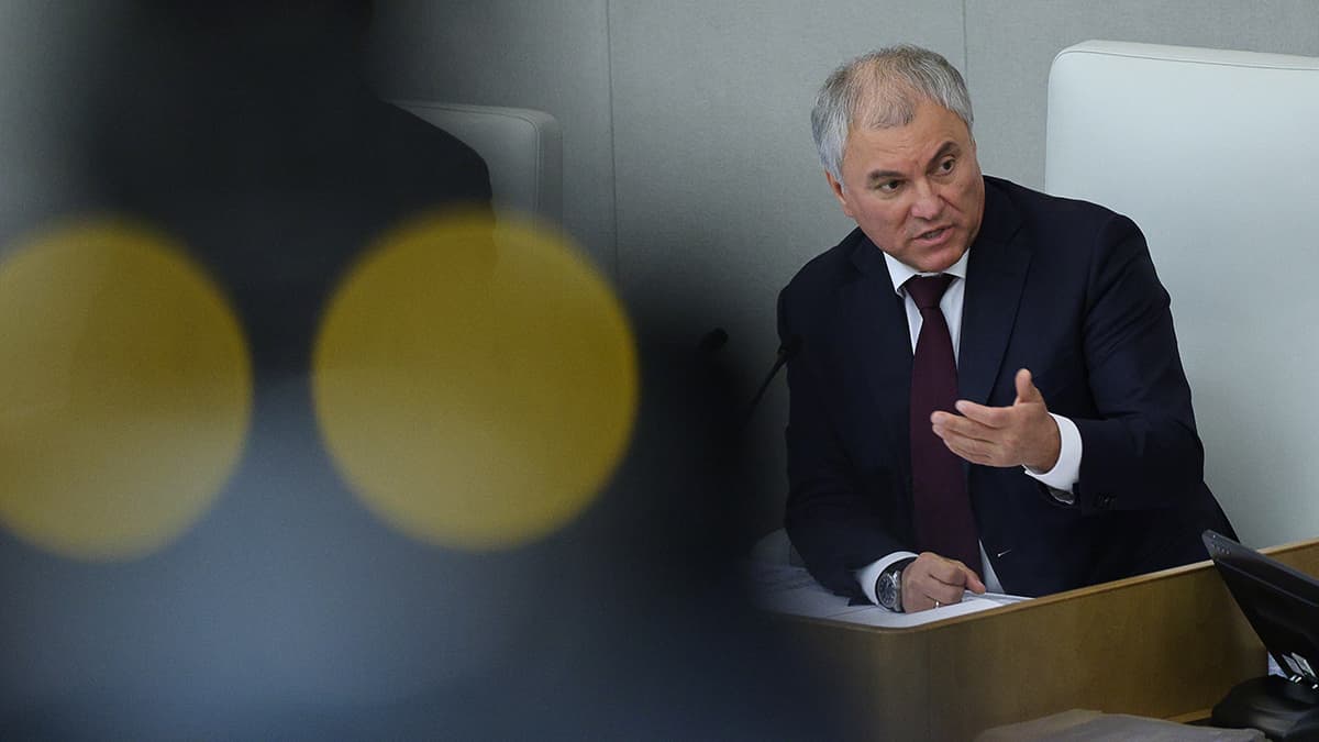 Осужденным релокантам запретили пользоваться онлайн-банками и госуслугами