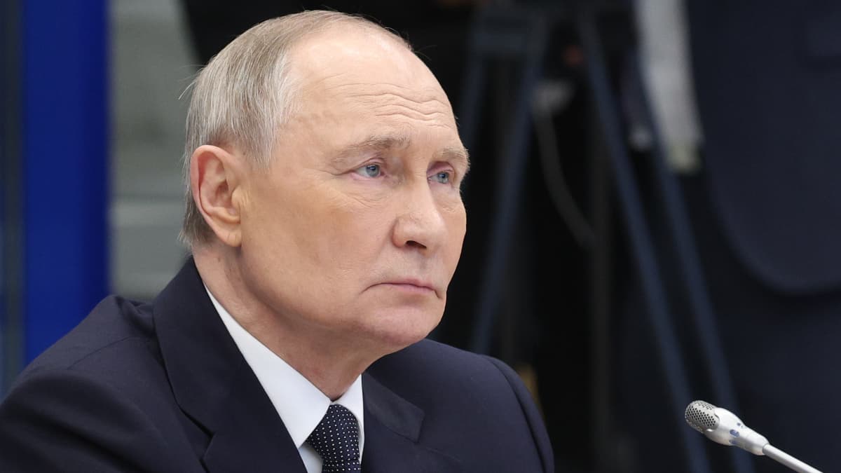 Владимир Путин прибыл в Омск