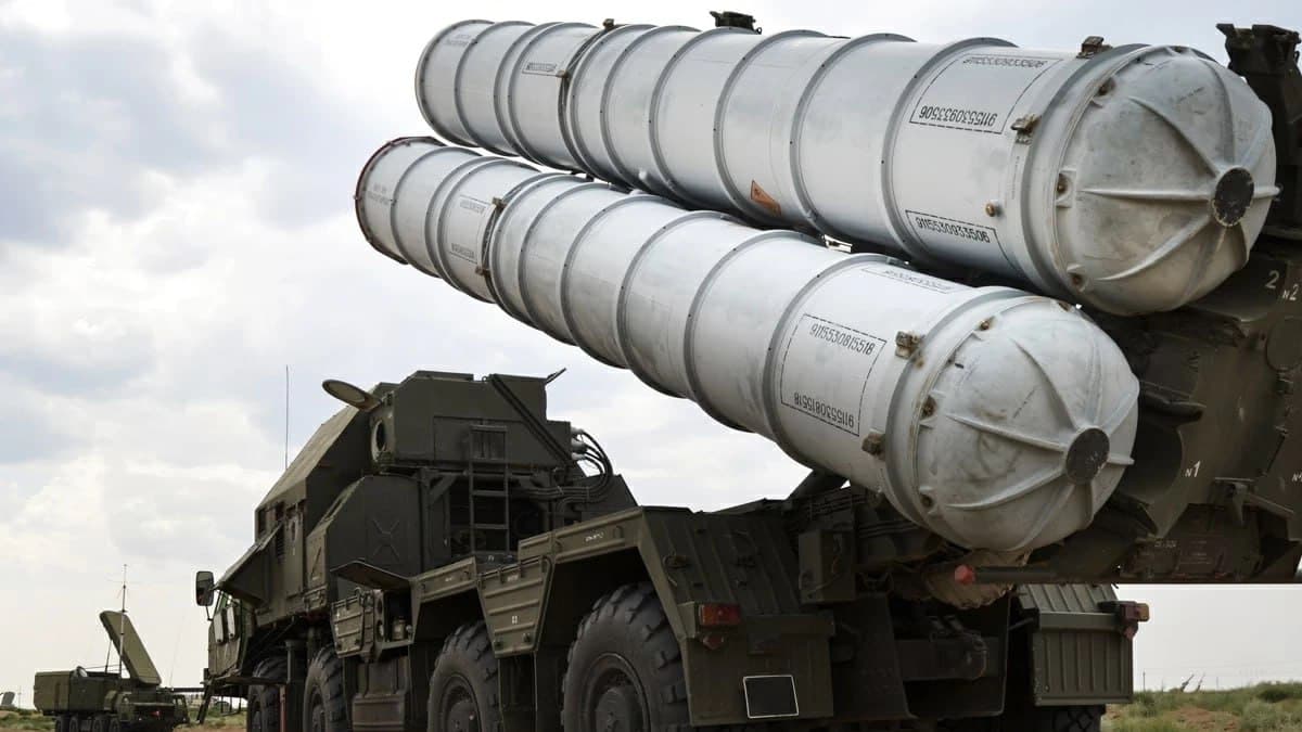 Что известно об атаке свыше 600 БПЛА на российские регионы