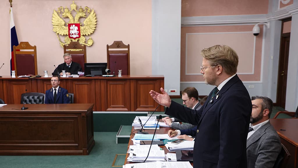 Верховный суд объяснил снятие «Яблока»
