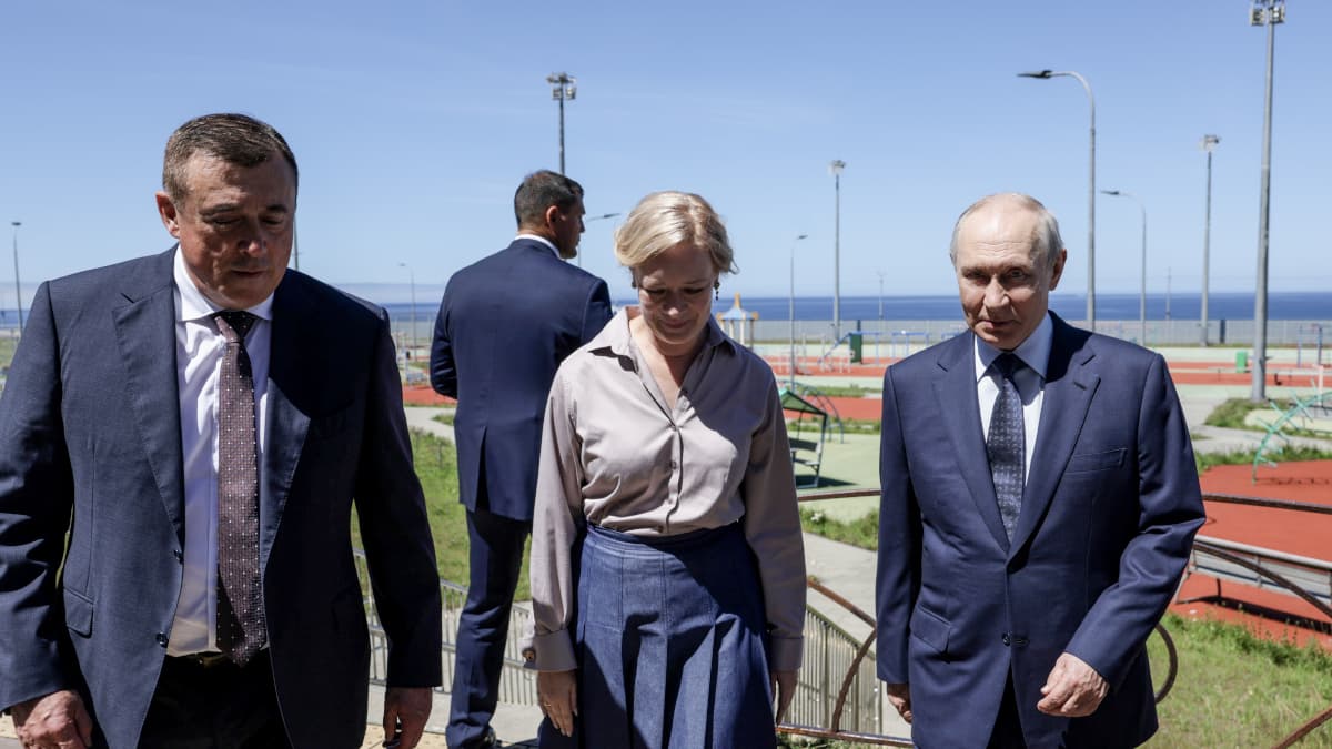 Как СМИ Азии и Запада оценили визит Путина на Курилы