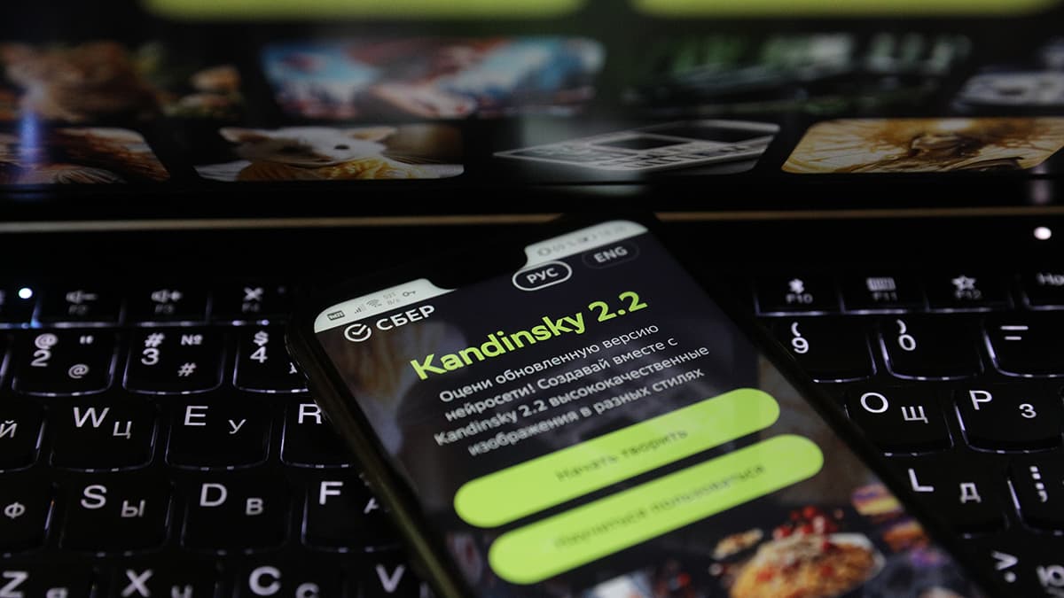 Как разработчики ИИ хотят решить вопрос выплат за обучение на авторском контенте