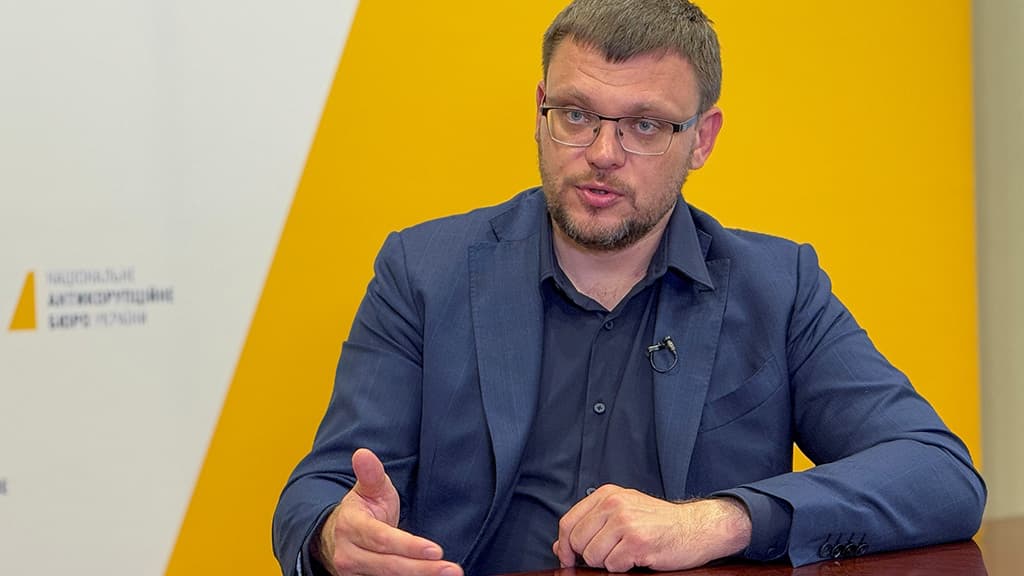 Генпрокурор Украины открыл дело против антикоррупционных органов и сбежал за рубеж