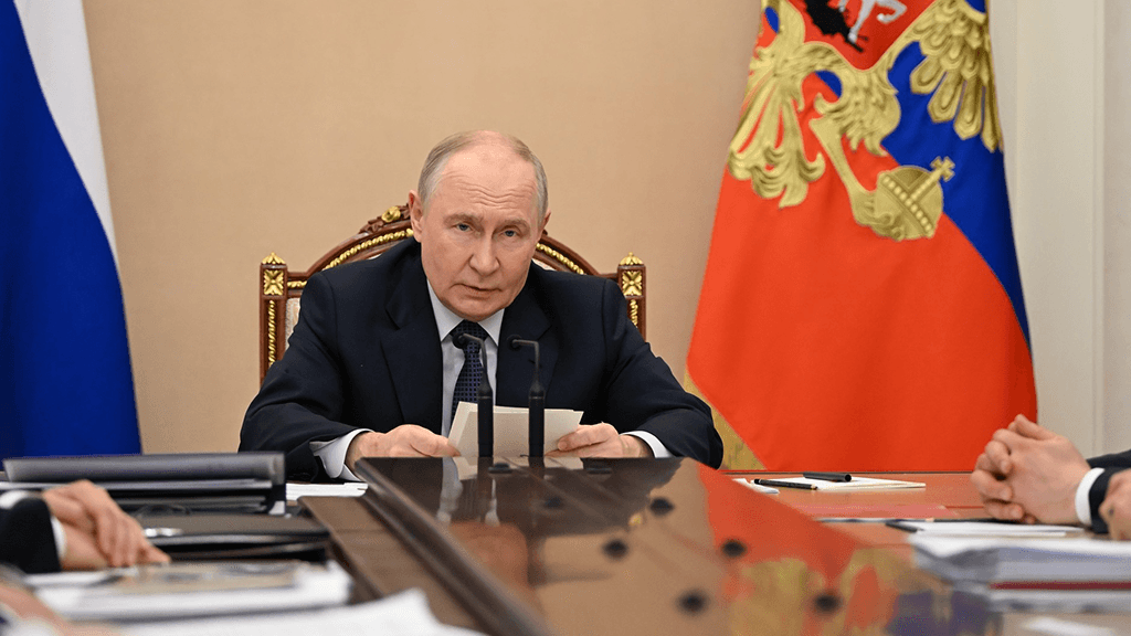 Главное из заявлений Путина на награждении работников ОПК
