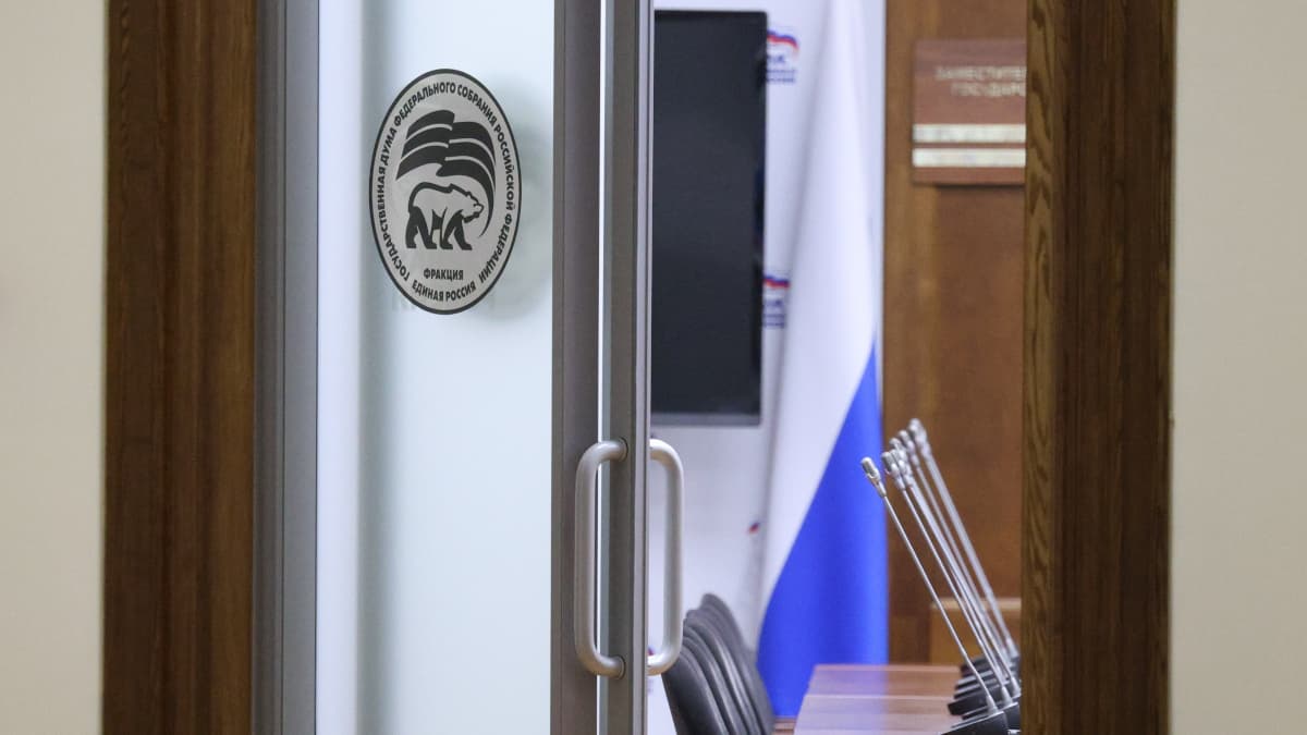 Кто будет руководить единороссами в Госдуме