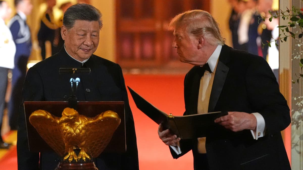 «Кризисные коммуникации»: как зарубежные СМИ оценили переговоры Трампа и Си