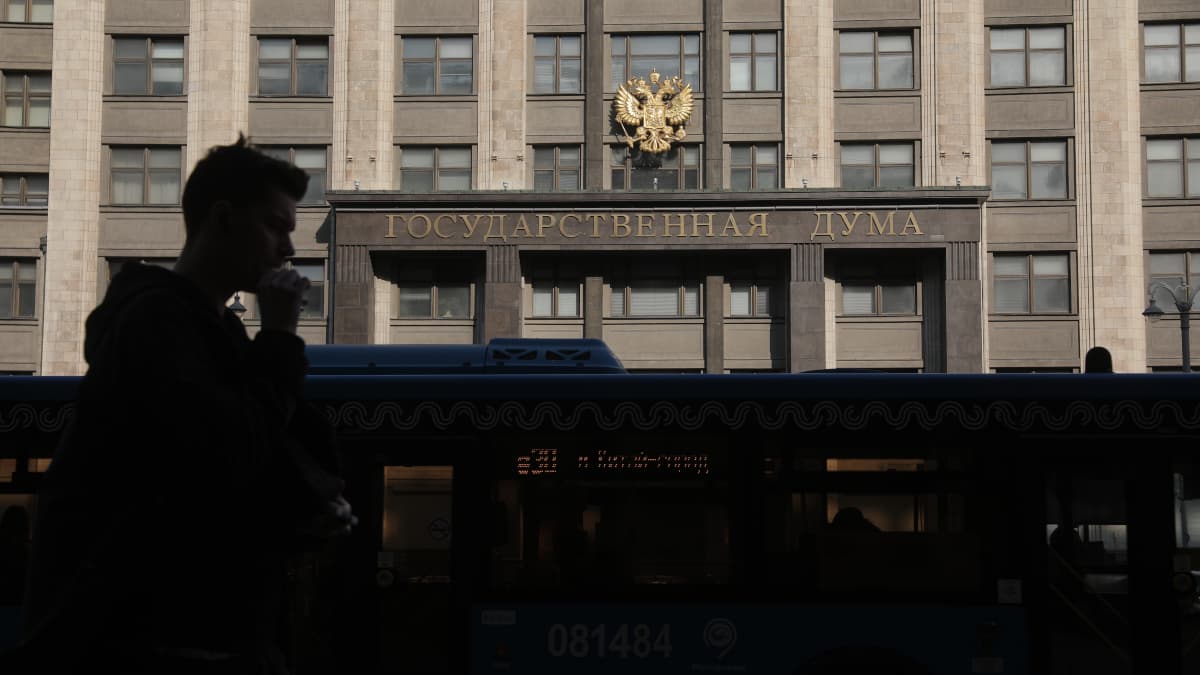 Рекорды Охотного ряда: кто дольше всего задерживался на своих местах в Госдуме