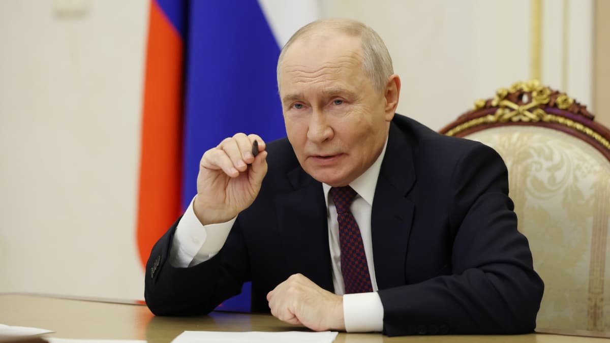 ФОМ и ВЦИОМ отметили рост доверия россиян к Путину