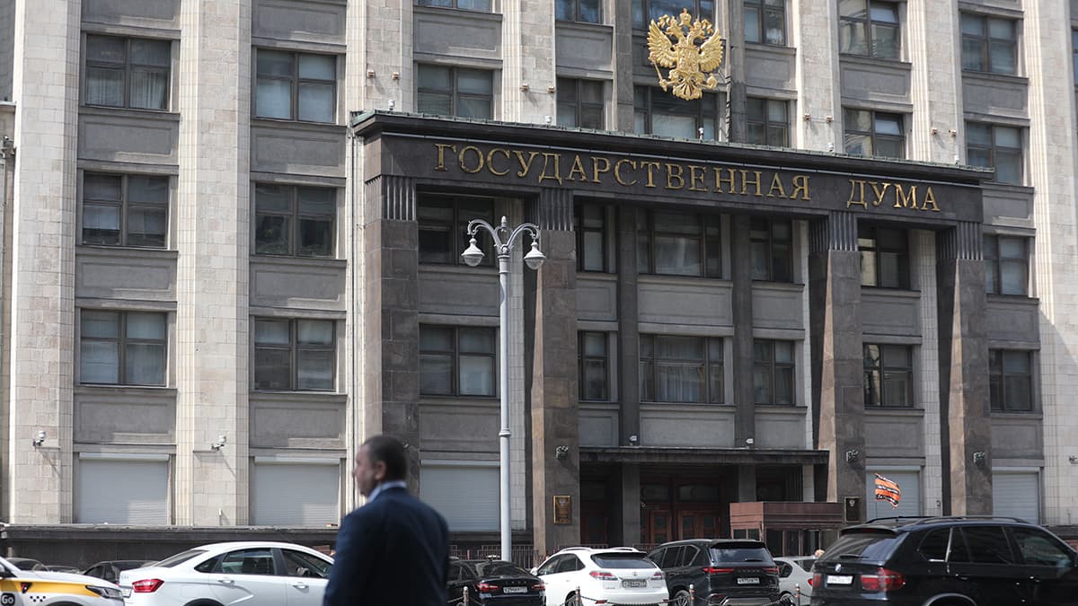 Почти четверть постов первых зампредов комитетов Госдумы заняли новые депутаты