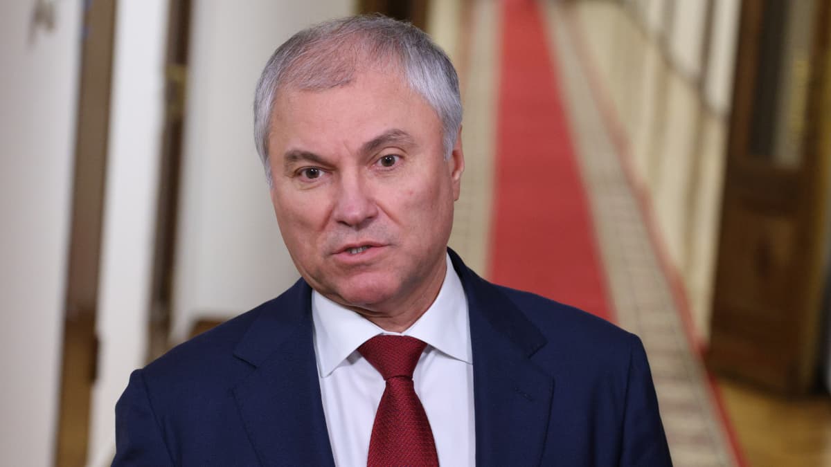 Володин подтвердил «Ведомостям», что его советником станет коммунист Ющенко