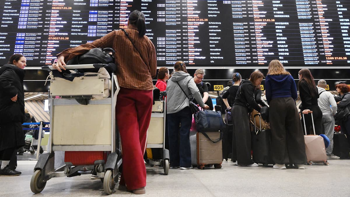 В РФ растет спрос на зарубежные поездки на День защитника Отечества и 8 марта