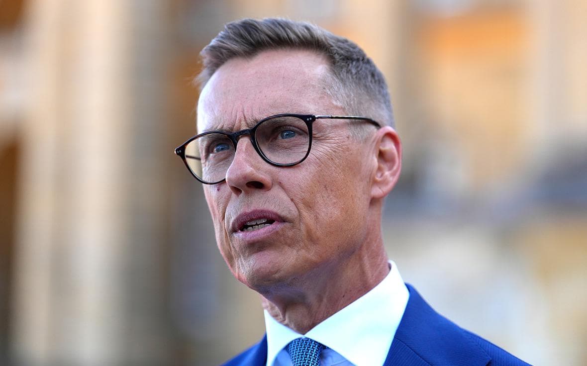 Стубб назвал недоразумением ажиотаж из-за двух военных в Гренландии