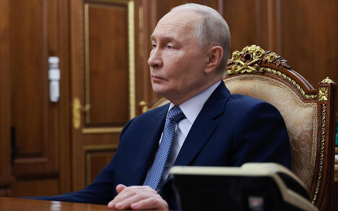 Путин выбрал 40 кандидатов в новый состав Общественной палаты