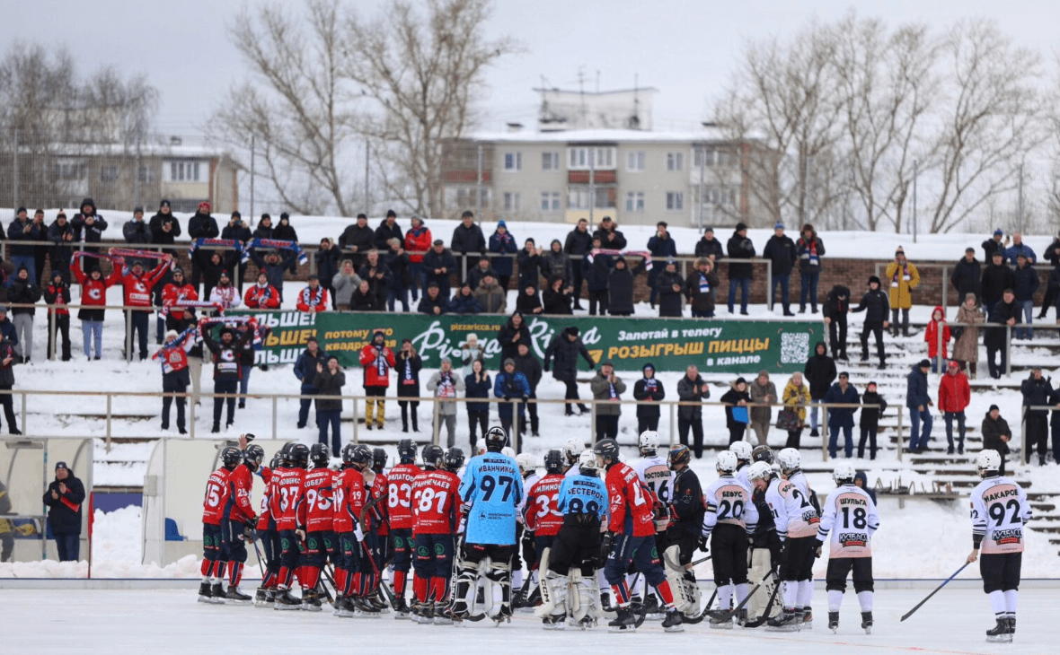 Клуб вылетел из плей-офф чемпионата России по бенди из-за плохого льда