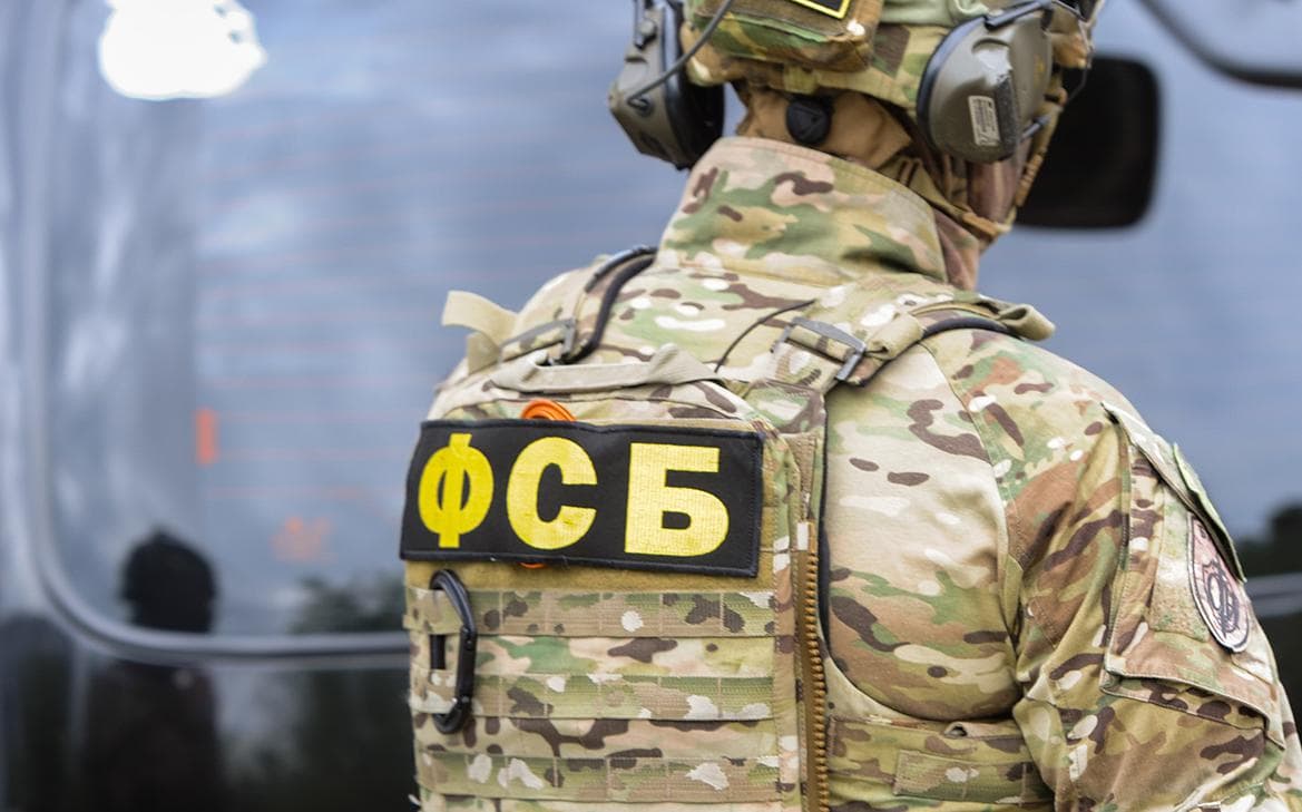 ФСБ сообщила о попытке подрыва высокопоставленного военного в Петербурге