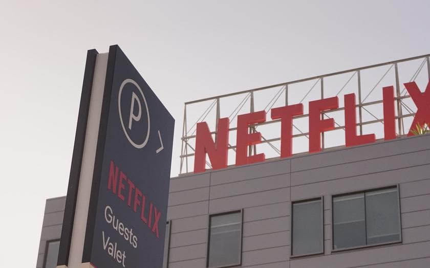 Netflix отказался от покупки Warner Bros после предложения Paramount