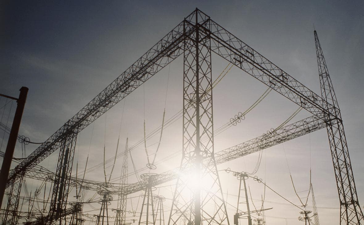 Пасечник сообщил об ударе дронов по нефтебазе в Луганске