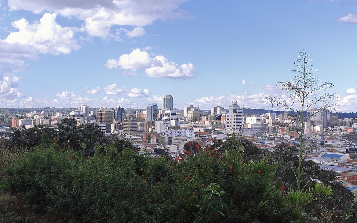 Зимбабве отказалось от $350 млн из США из-за опасений за суверенитет