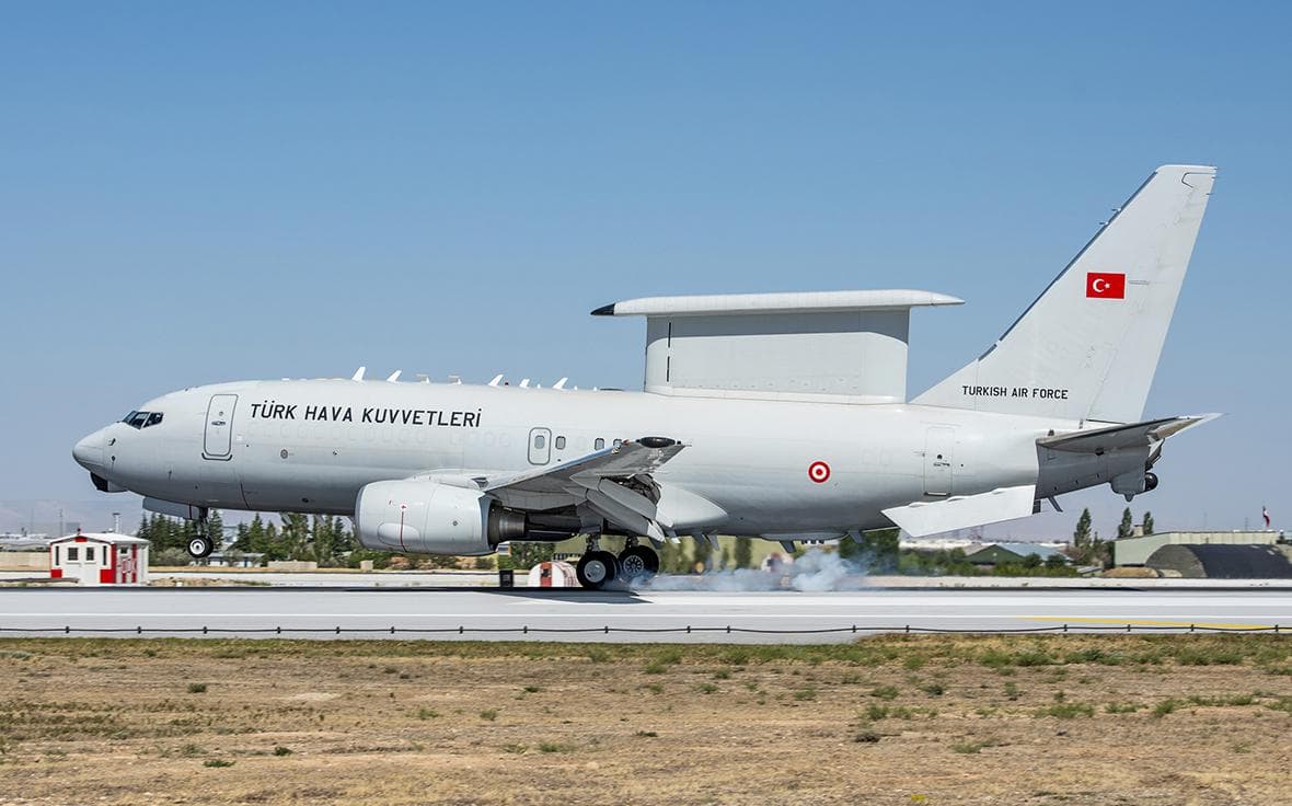 Bloomberg узнал, что разведка НАТО в Турции стала реже следить за Россией