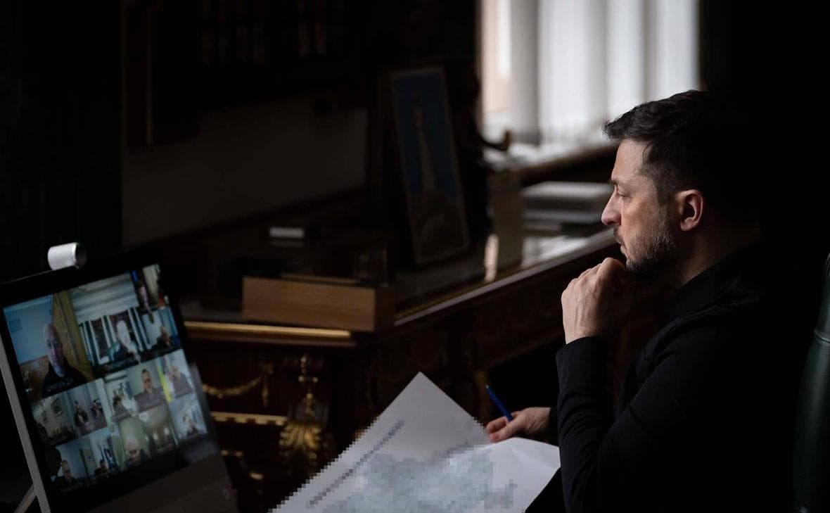 В Николаеве семеро полицейских пострадали при взрыве на неработающей АЗС