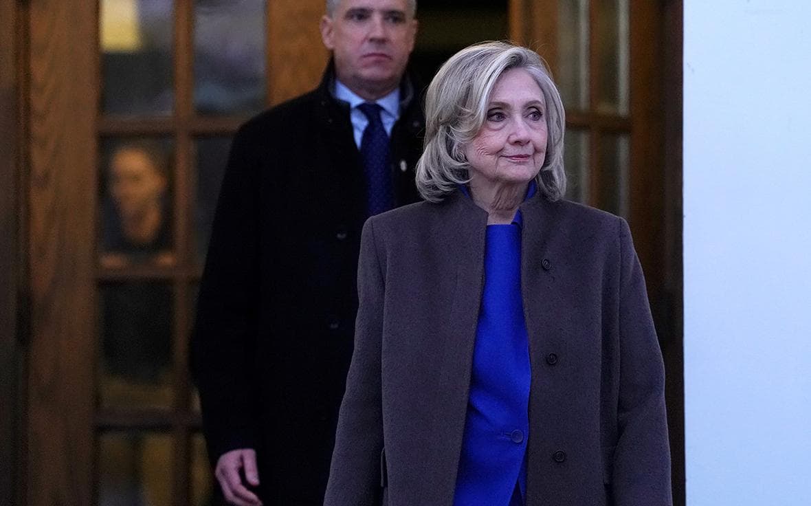 Как чета Клинтон оказалась в эпицентре дела Эпштейна