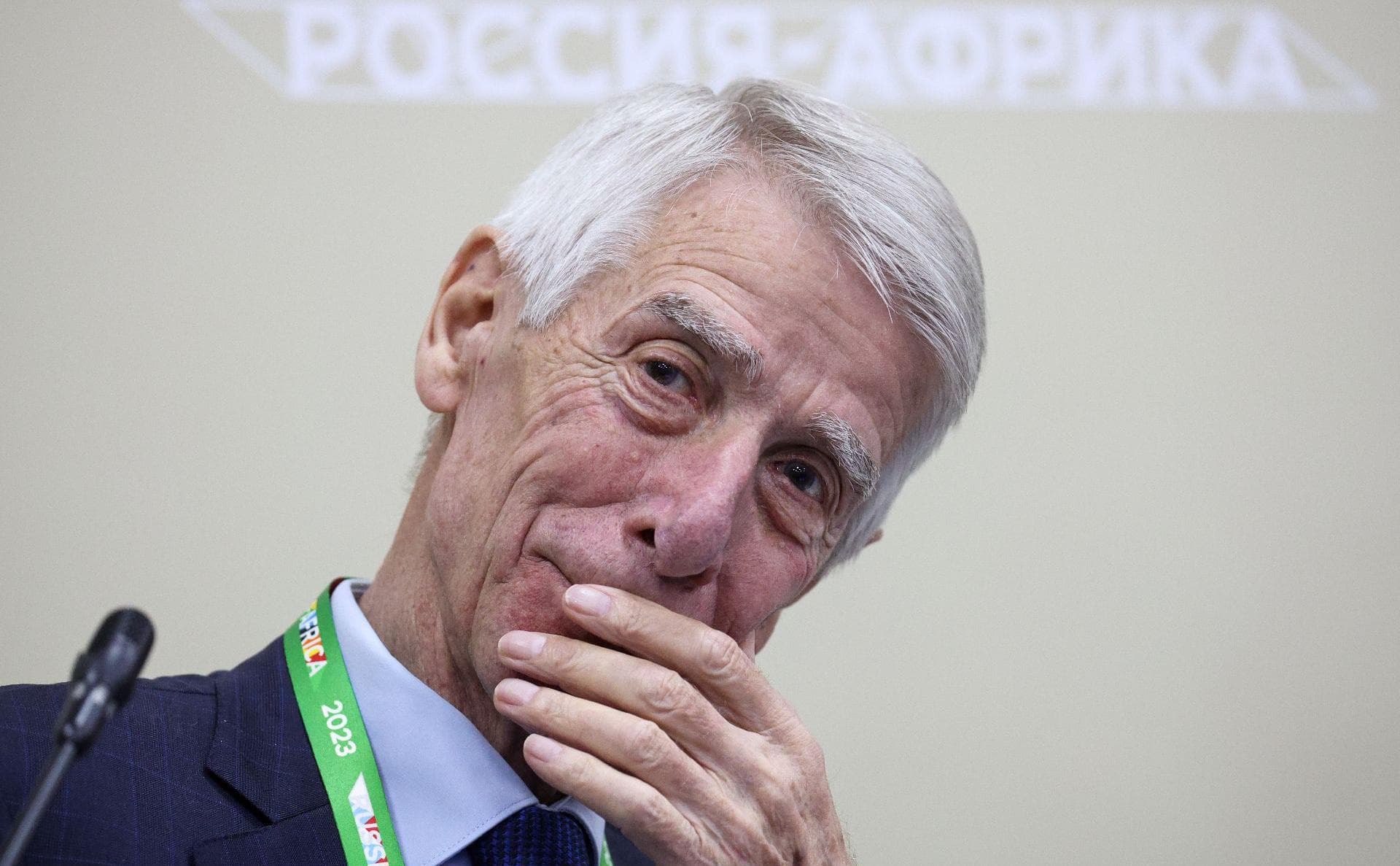 Ставший героем ЧМ-1990 российский тренер вернулся в футбол в 82 года