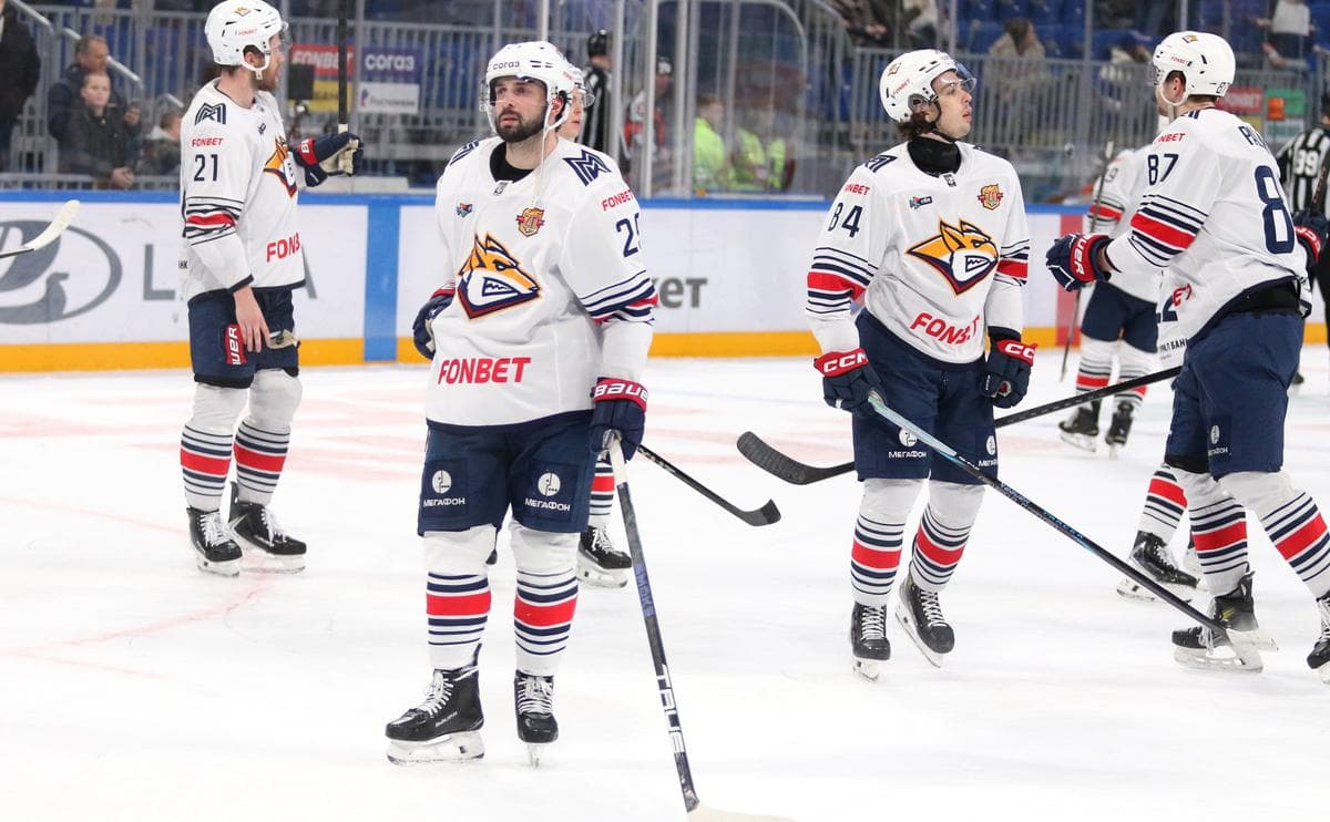 «Металлург» отыгрался с 0:3, но все равно уступил в матче КХЛ в овертайме