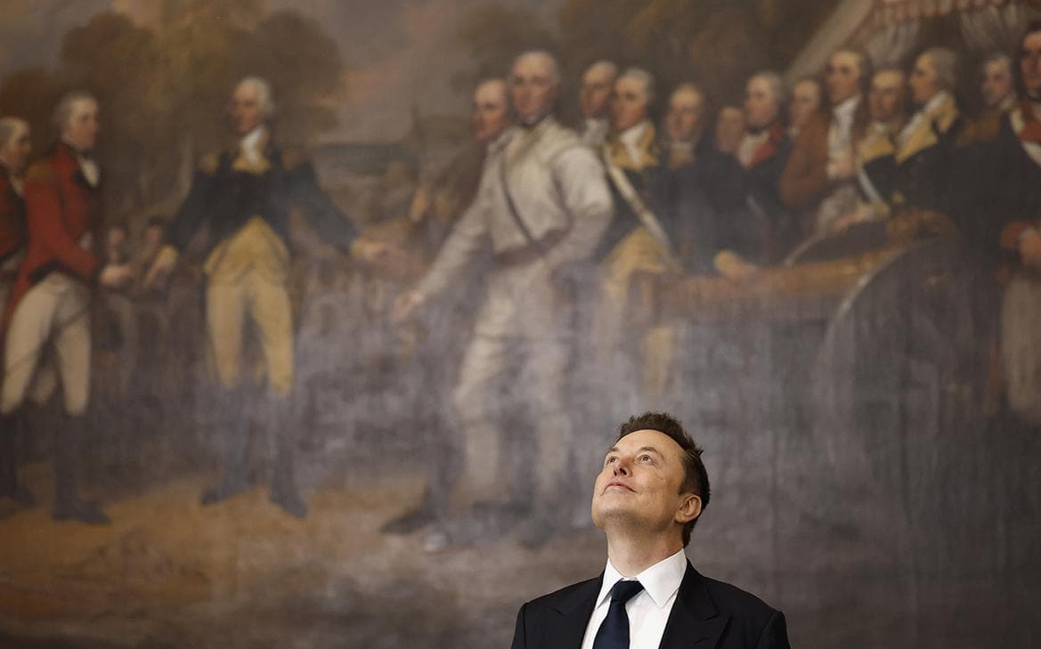 Илон Маск стал первым человеком в истории с состоянием больше $800 млрд