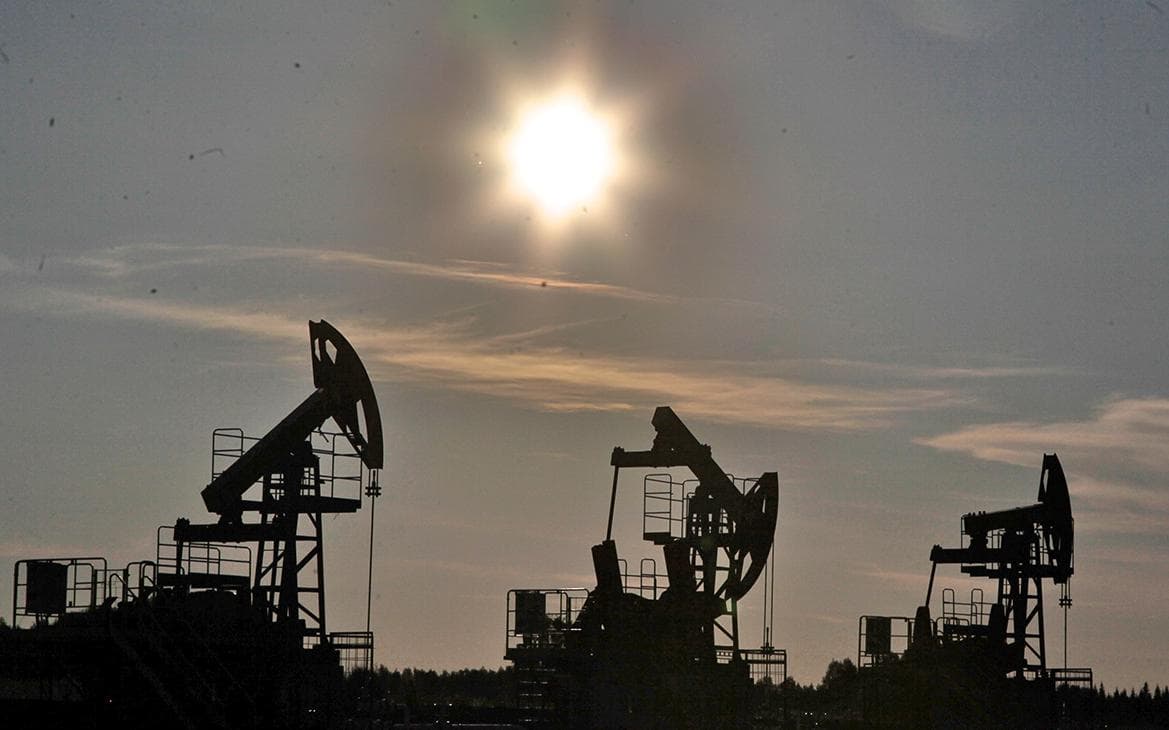 Новак раскрыл, на сколько лет России хватит нефти