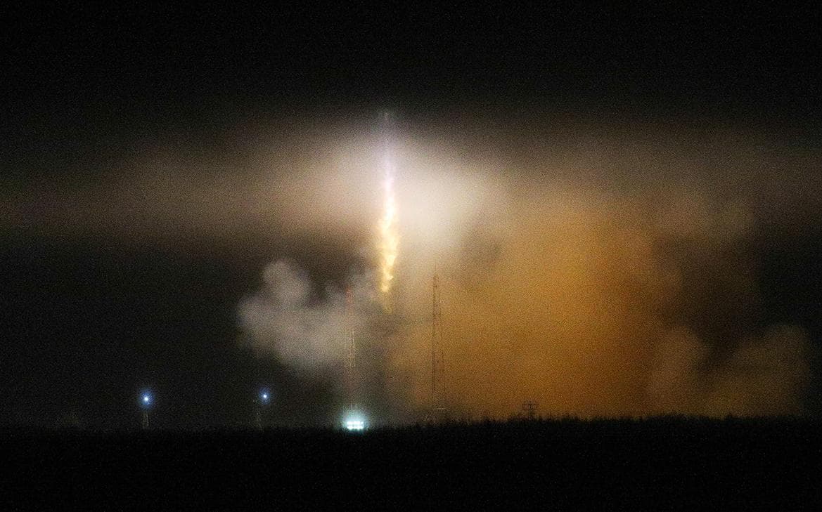 С космодрома Плесецк запустили ракету «Союз» со спутниками Минобороны